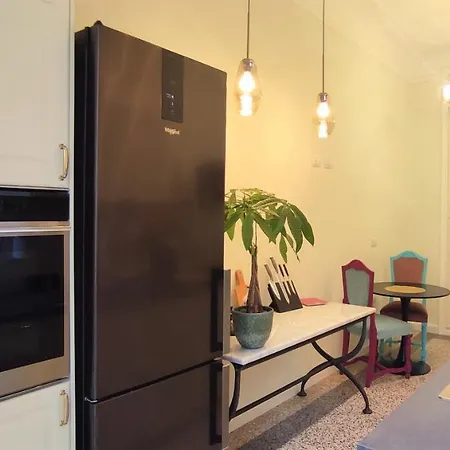 Elegante Nel Quartiere Isola Apartmán *